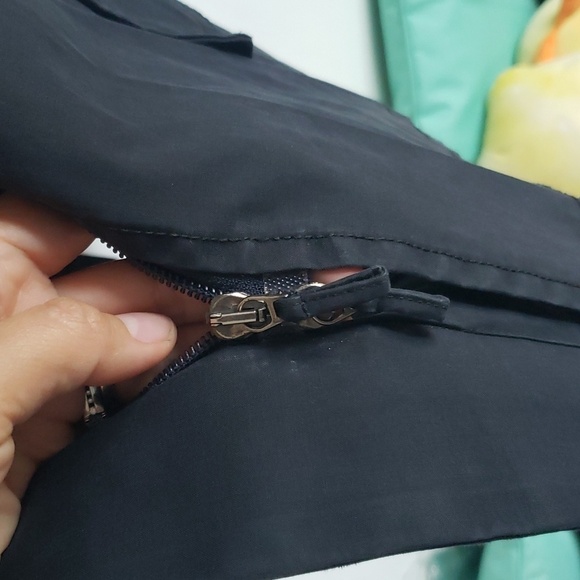 BURBERRY London black hooded jacket size medium - Picture 8 of 12